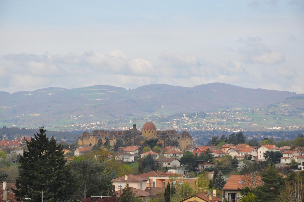 Studio Du Marechal Sainte-Foy-les-Lyon Ngoại thất bức ảnh